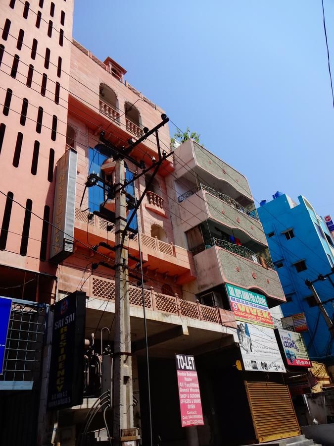 Sri Sai Residency Hotel Tirupati Exterior photo
